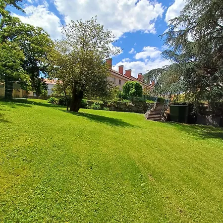 Holiday home Casa Con Jardin Y Piscina En Muros